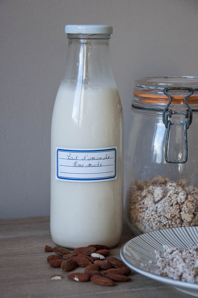 Lait d'Amande Maison - Prêt en 10 min avec 2 ingrédients !